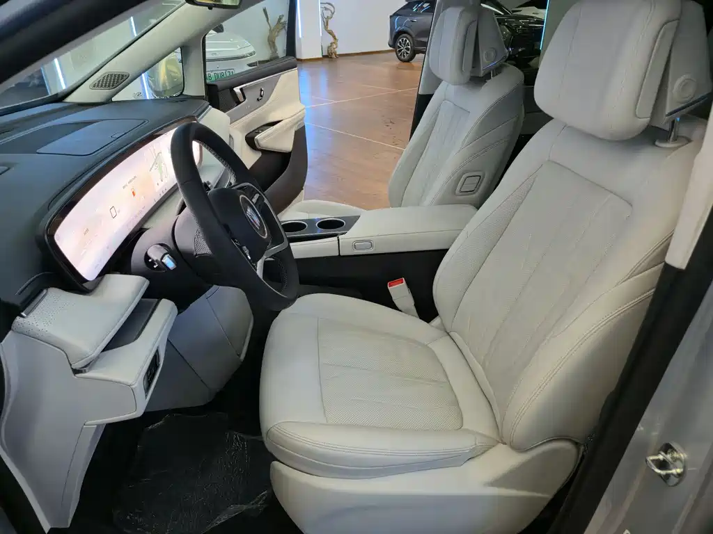 Buick Buick GL8 PHEV 2024 Avenir Luxury Edition 7-Seater 2024 - thumbnail 11