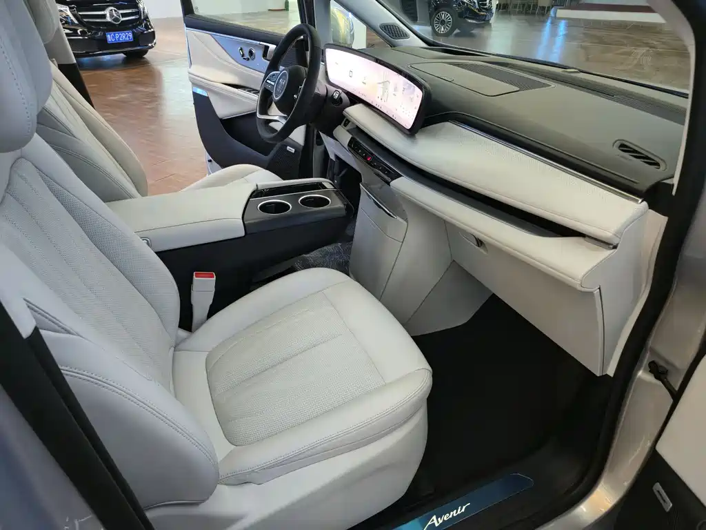 Buick Buick GL8 PHEV 2024 Avenir Luxury Edition 7-Seater 2024 - thumbnail 14