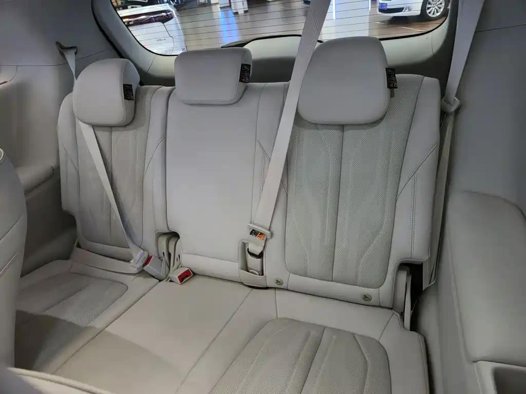 Buick Buick GL8 PHEV 2024 Avenir Luxury Edition 7-Seater 2024 - thumbnail 23