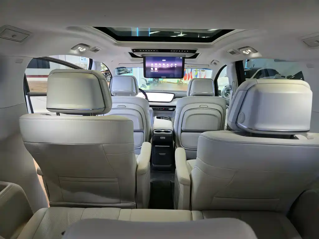 Buick Buick GL8 PHEV 2024 Avenir Luxury Edition 7-Seater 2024 - thumbnail 30