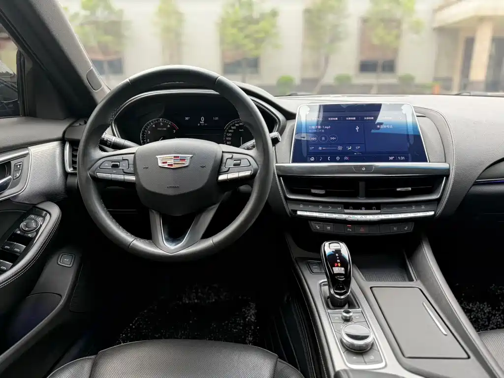 Cadillac Cadillac CT5 2022 28T Luxury 2021 - thumbnail 10