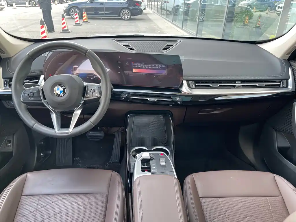 BMW BMW X1 2024 sDrive20Li X Design Package 2025 - thumbnail 5