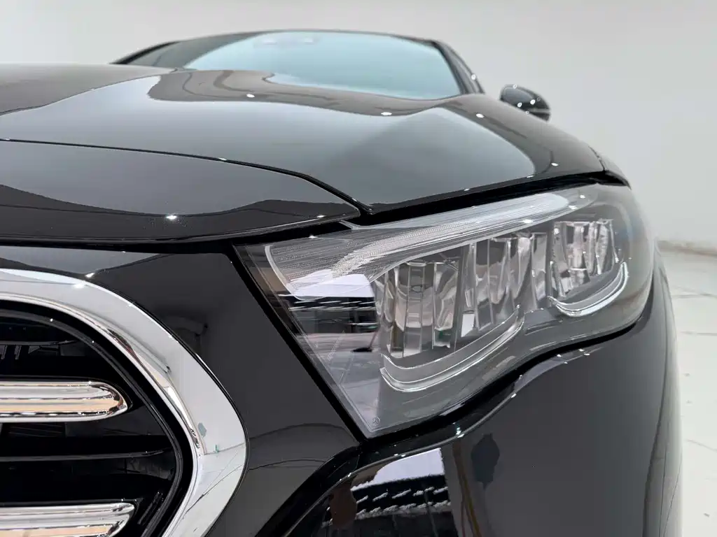 Mercedes-Benz Mercedes-Benz E-Class 2026 E 300 L Luxury 2026 - thumbnail 2
