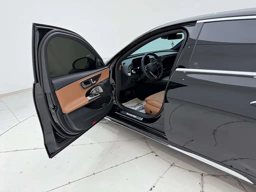 Mercedes-Benz Mercedes-Benz E-Class 2026 E 300 L Luxury 2026 - thumbnail 11