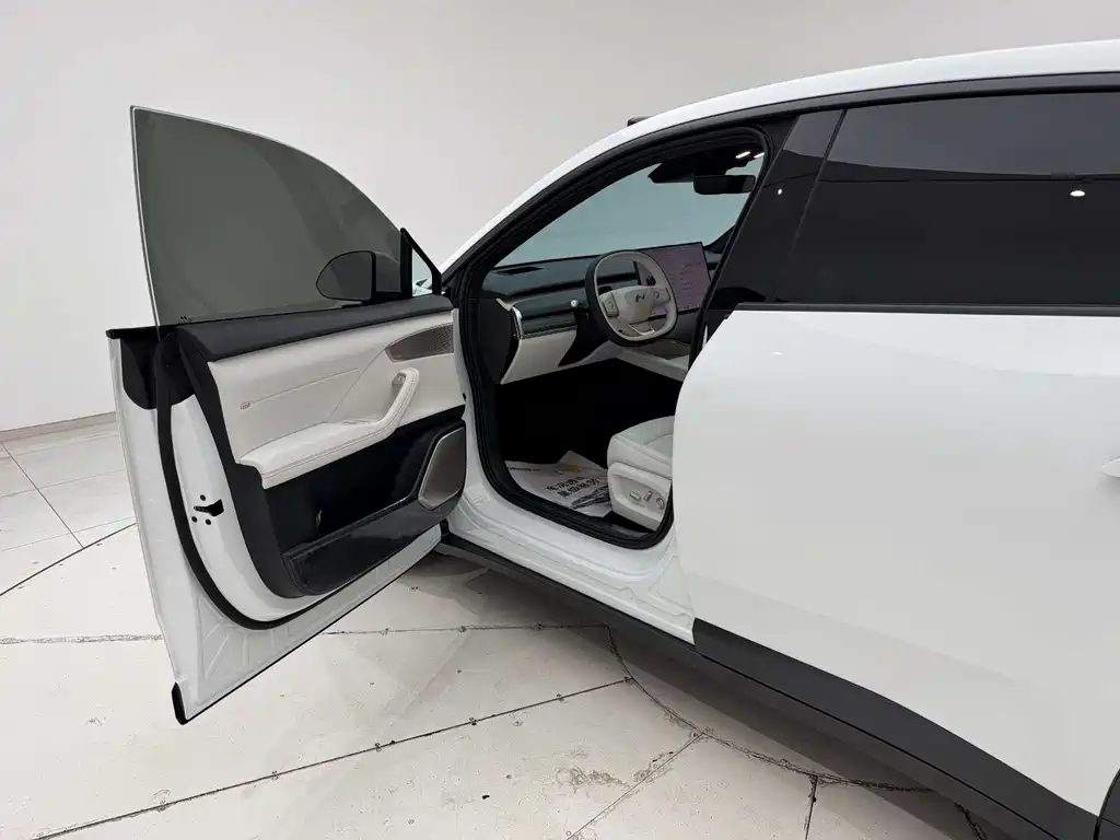 Onvo Onvo L60 2024 60kWh AWD 2025 - thumbnail 13