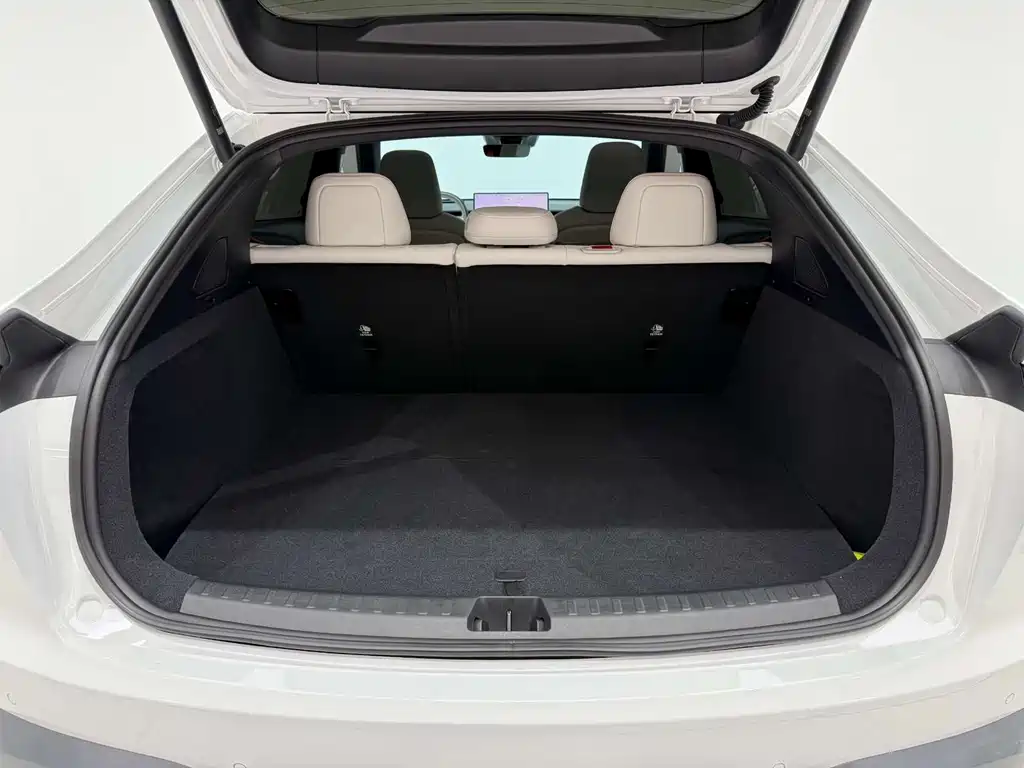 Onvo Onvo L60 2024 60kWh AWD 2025 - thumbnail 14
