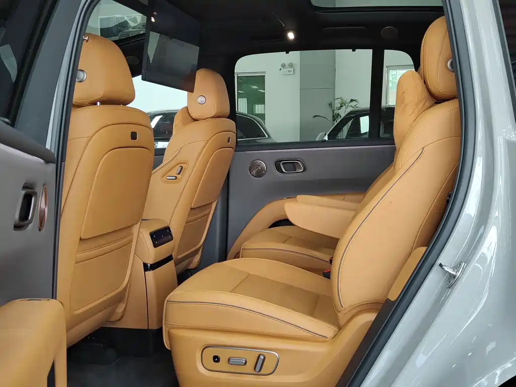 Li Auto Li Auto i8 2025 Standard Edition 2025 - thumbnail 4