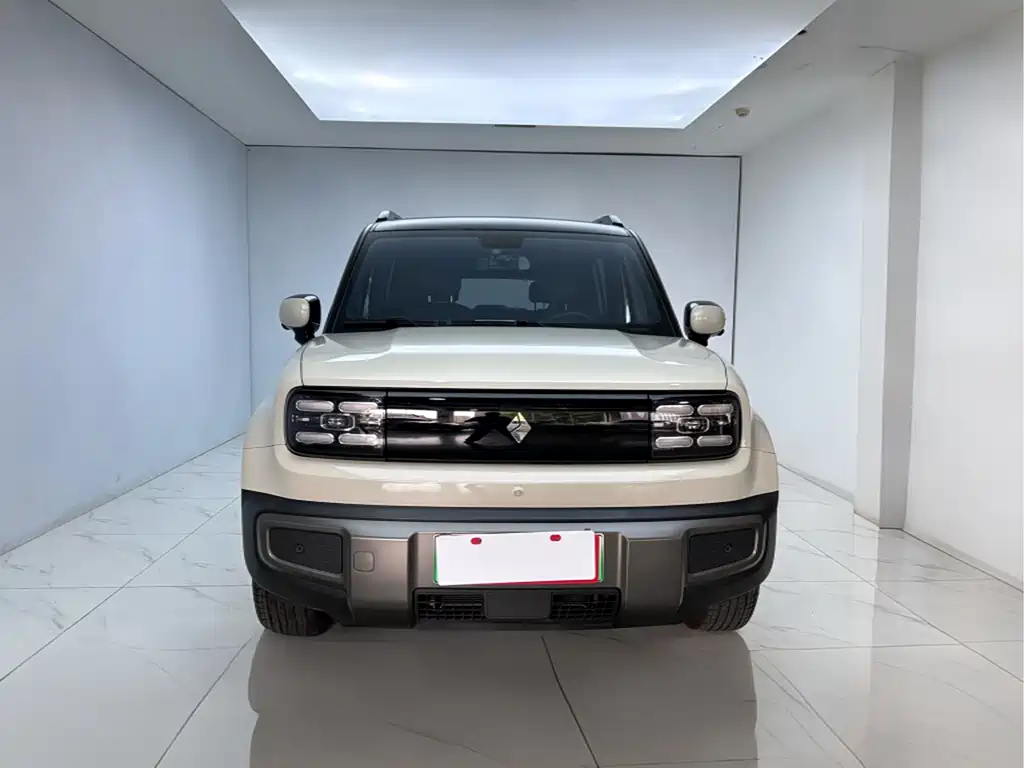 Baojun Baojun Yep Plus 2025 Flagship Edition 5-Seater 2025 - thumbnail 2