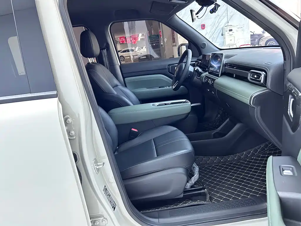 Baojun Baojun Yep Plus 2025 Flagship Edition 5-Seater 2025 - thumbnail 10