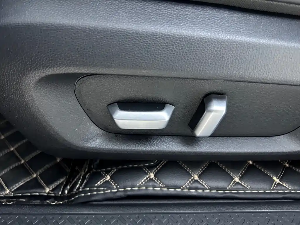 Baojun Baojun Yep Plus 2025 Flagship Edition 5-Seater 2025 - thumbnail 13