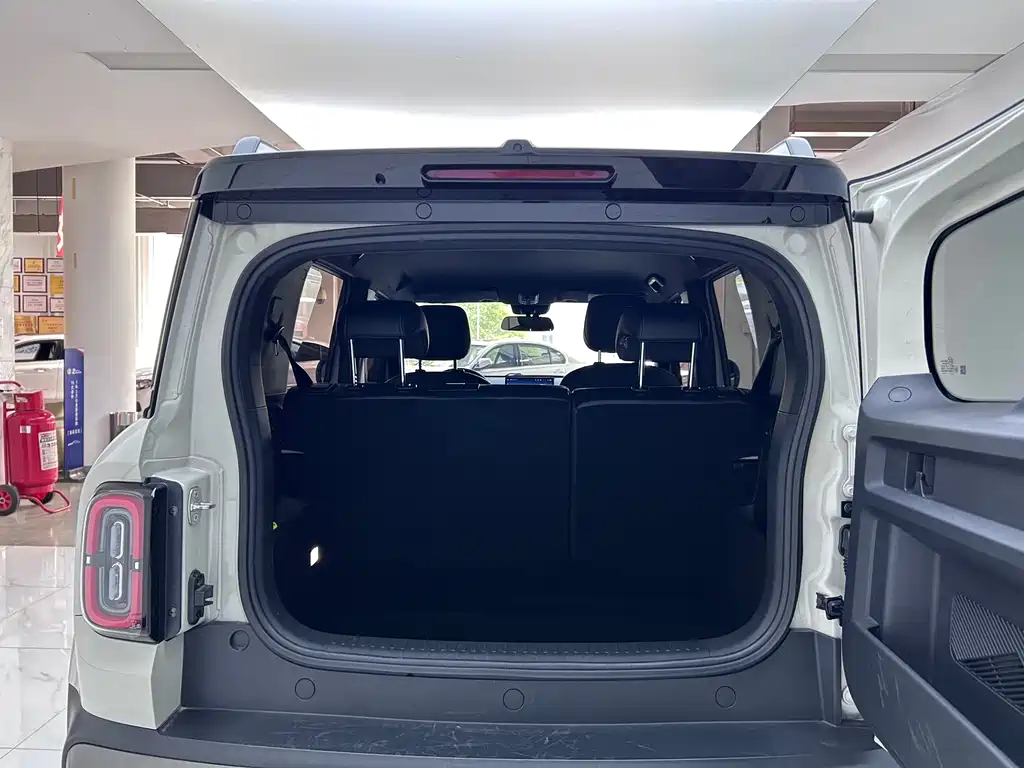 Baojun Baojun Yep Plus 2025 Flagship Edition 5-Seater 2025 - thumbnail 23