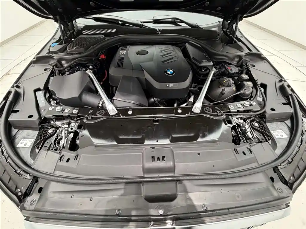 BMW BMW 5 Series 2025 525Li M Sport Package 2025 - thumbnail 18
