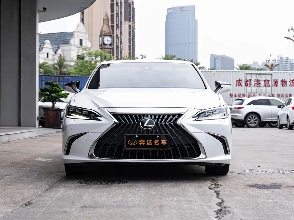 Lexus Lexus ES 2022 300h Premium Edition 2023 - thumbnail 2