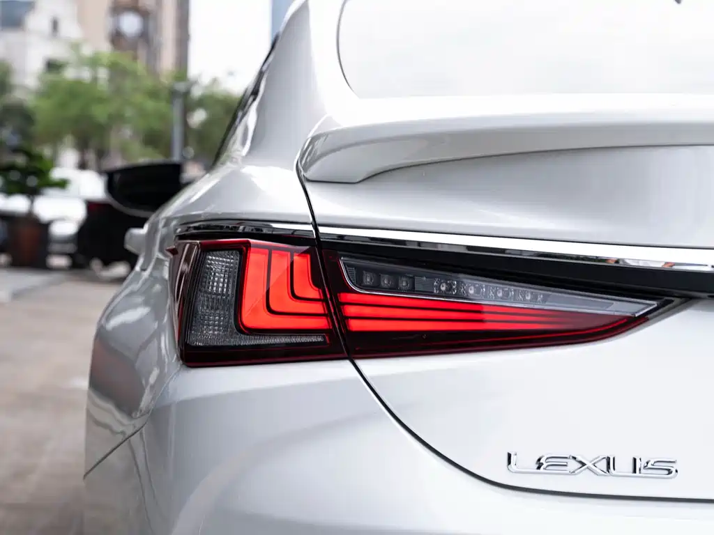 Lexus Lexus ES 2022 300h Premium Edition 2023 - thumbnail 7