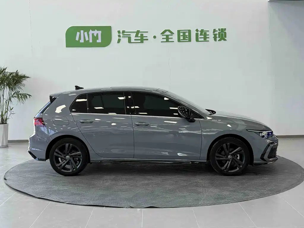 Volkswagen Golf 2021 280TSI DSG R-Line 2022 - thumbnail 4
