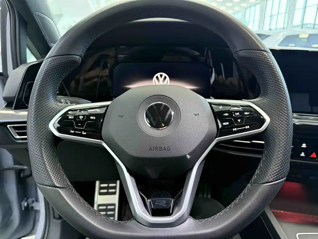 Volkswagen Golf 2021 280TSI DSG R-Line 2022 - thumbnail 12