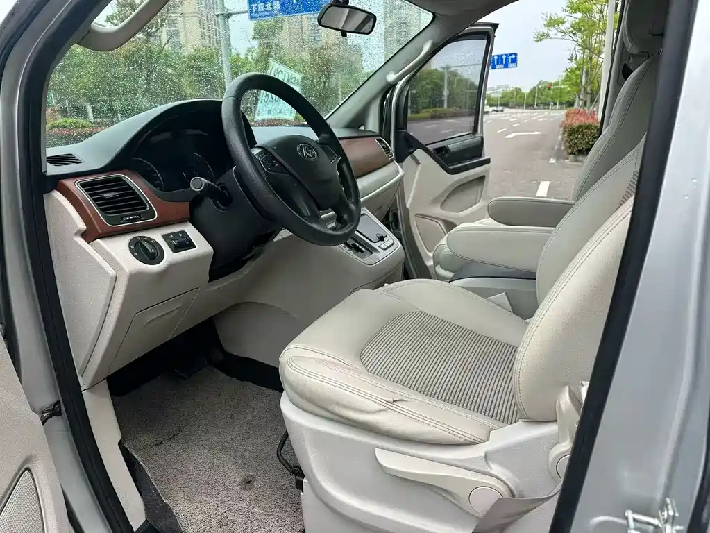 Maxus Maxus G10 2016 - thumbnail 8