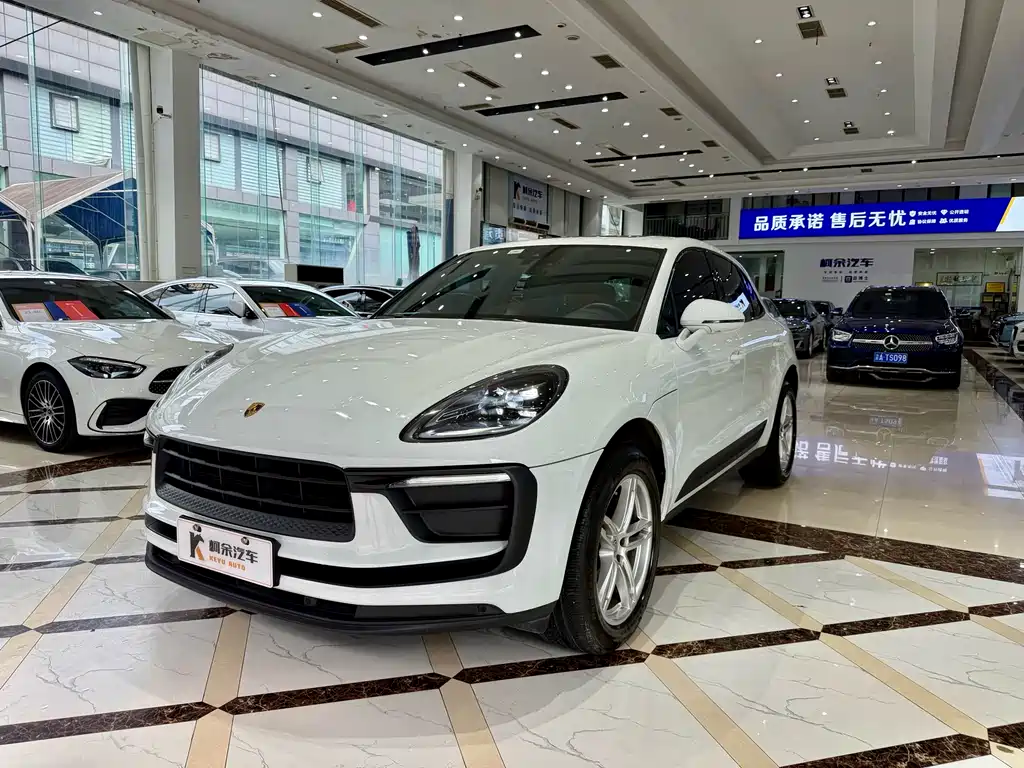 Porsche 2024 Macan 2.0T 2024 - thumbnail 2