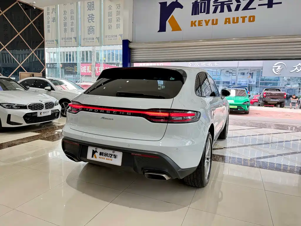 Porsche 2024 Macan 2.0T 2024 - thumbnail 14