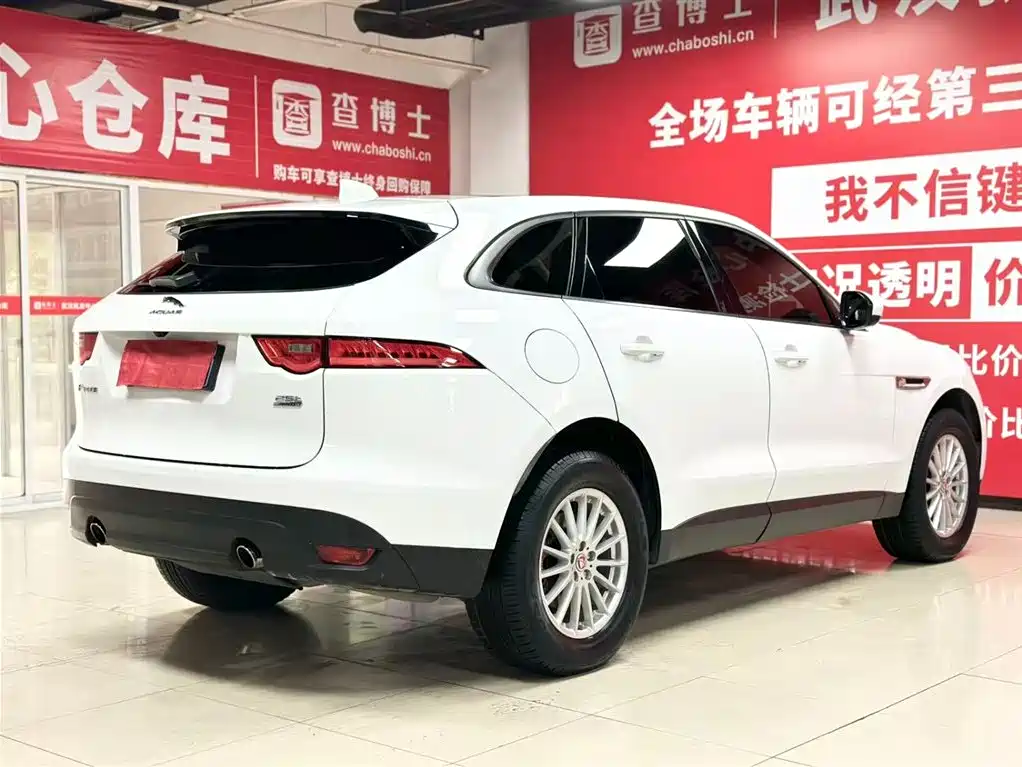 Jaguar Jaguar F-PACE 2019 2.0T AWD Urban Prestige Edition 2019 - thumbnail 6