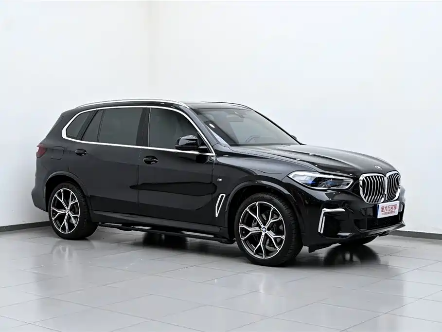 BMW BMW X5 2022 Facelift xDrive40Li M Sport Package 2023 - thumbnail 4