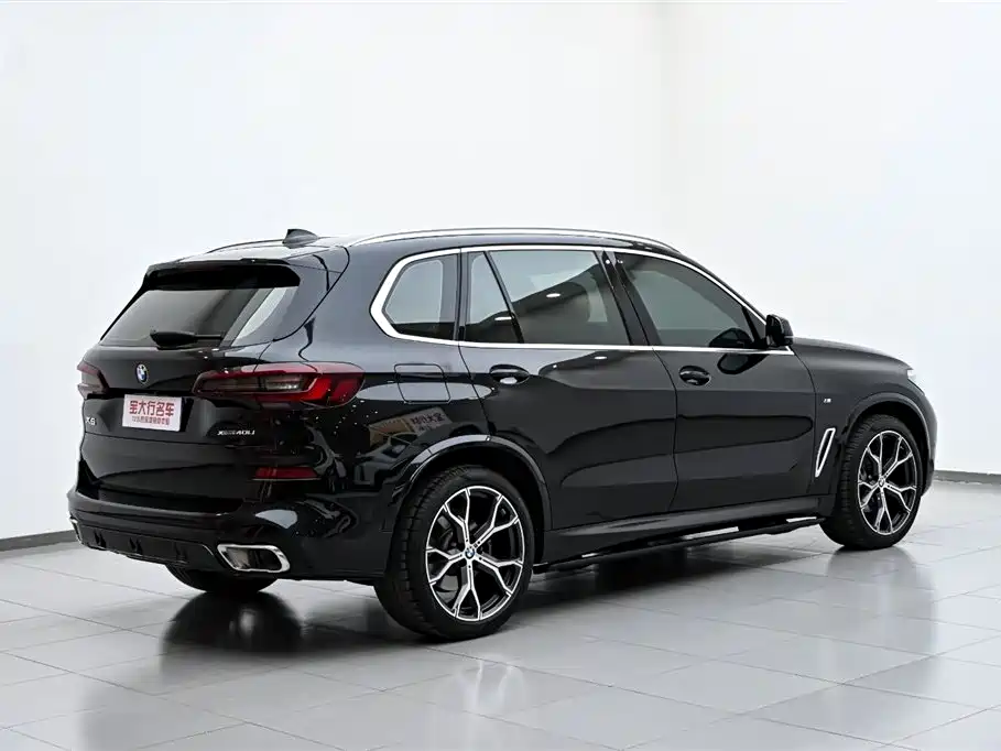 BMW BMW X5 2022 Facelift xDrive40Li M Sport Package 2023 - thumbnail 7