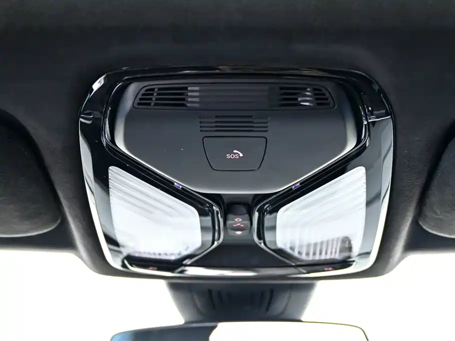 BMW BMW X5 2022 Facelift xDrive40Li M Sport Package 2023 - thumbnail 30
