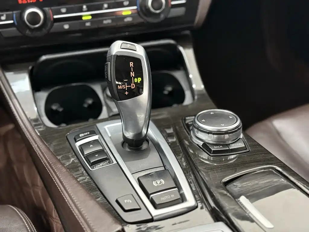 BMW BMW 5 Series 2014 525Li Luxury Design Package 2016 - thumbnail 7