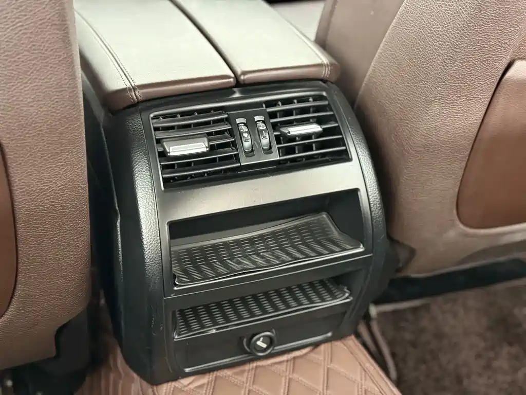 BMW BMW 5 Series 2014 525Li Luxury Design Package 2016 - thumbnail 11