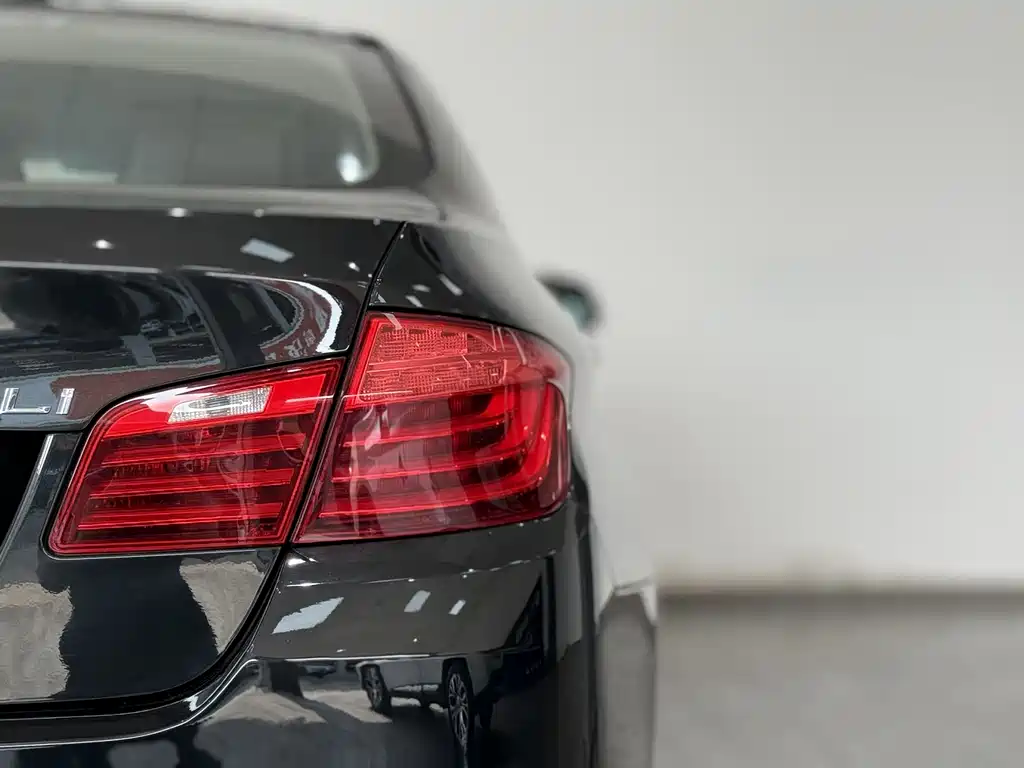 BMW BMW 5 Series 2014 525Li Luxury Design Package 2016 - thumbnail 17