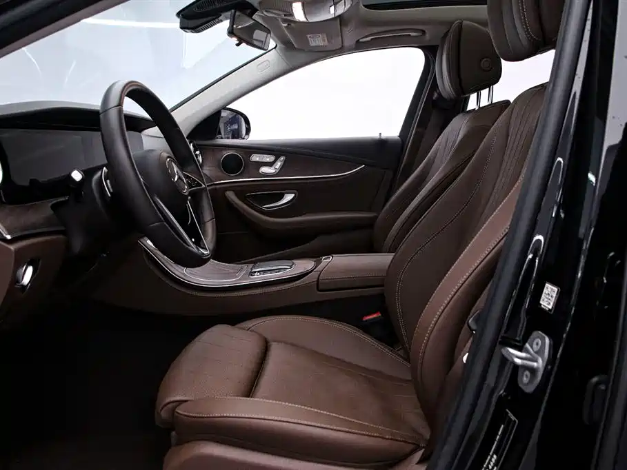 Mercedes-Benz Mercedes-Benz E-Class 2023 Facelift E 260 L 2023 - thumbnail 12