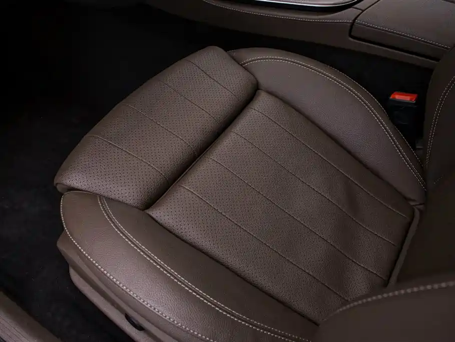 Mercedes-Benz Mercedes-Benz E-Class 2023 Facelift E 260 L 2023 - thumbnail 13