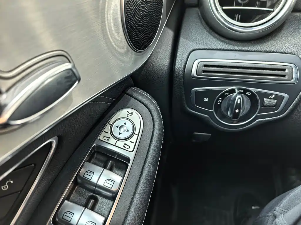 Mercedes-Benz Mercedes-Benz GLC 2016 GLC 200 4MATIC 2016 - thumbnail 13