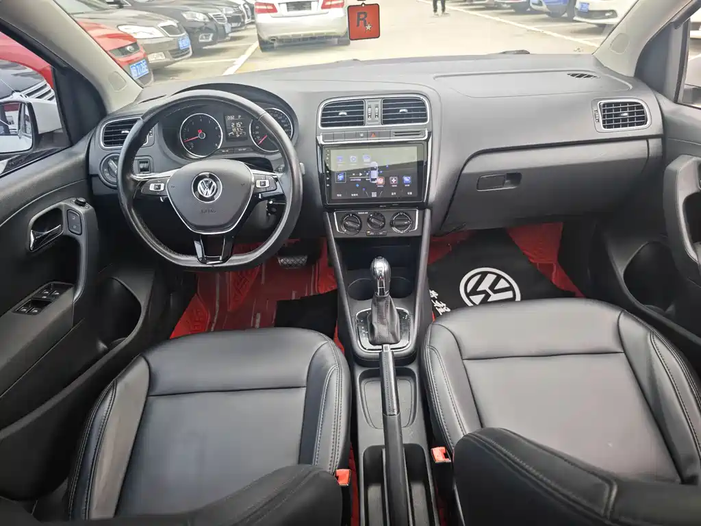 Volkswagen Volkswagen Polo 2016 1.6L Automatic Comfort Edition 2017 - thumbnail 10
