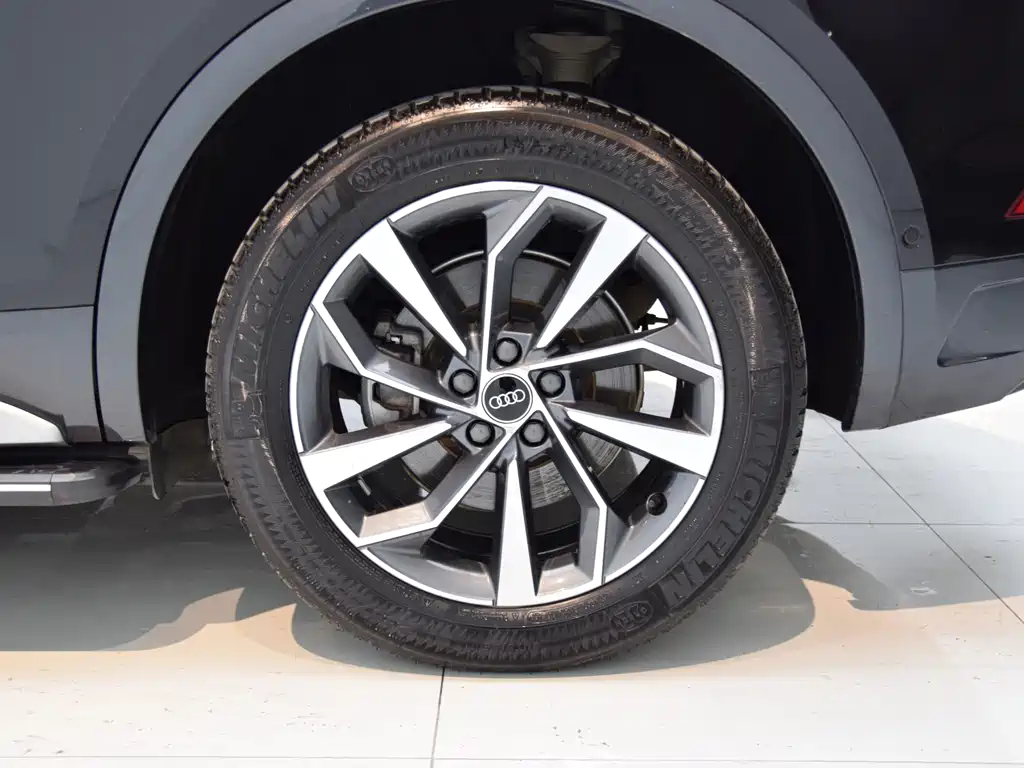 Audi Audi Q5L 2022 40 TFSI Luxury Elegant Edition 2023 - thumbnail 15