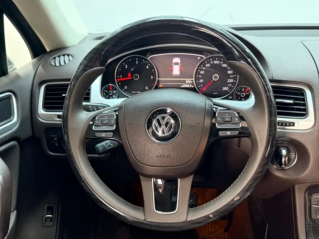 Volkswagen Volkswagen Touareg 2011 3.0 TDI Comfort 2012 - thumbnail 15