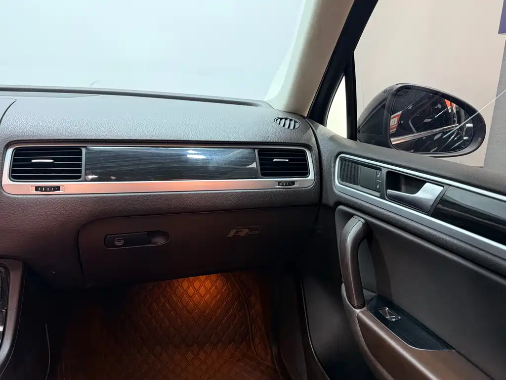 Volkswagen Volkswagen Touareg 2011 3.0 TDI Comfort 2012 - thumbnail 17