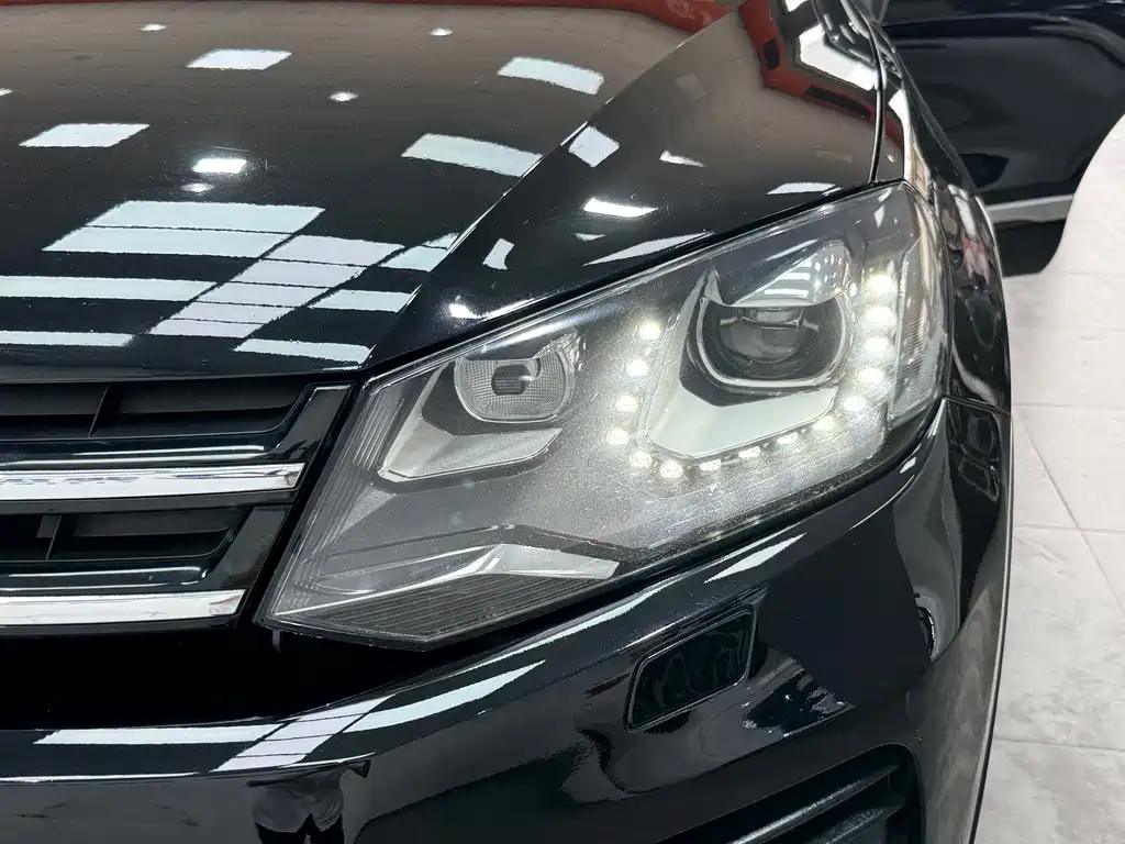 Volkswagen Volkswagen Touareg 2011 3.0 TDI Comfort 2012 - thumbnail 18