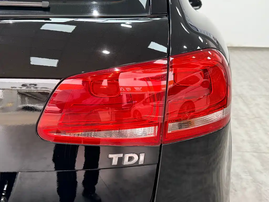 Volkswagen Volkswagen Touareg 2011 3.0 TDI Comfort 2012 - thumbnail 19