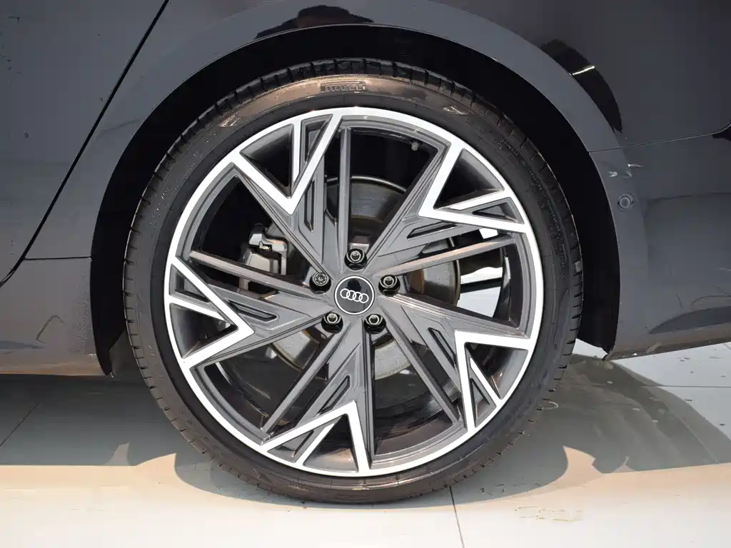 Audi Audi A7L 2024 45 TFSI quattro S-line Black Warrior Edition 2024 - thumbnail 21