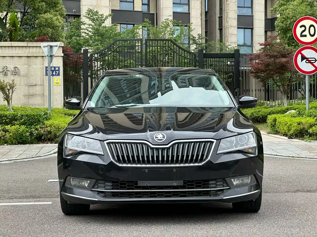 Skoda Skoda Superb 2018 TSI280 DSG Comfort Edition China V 2019 - thumbnail 2