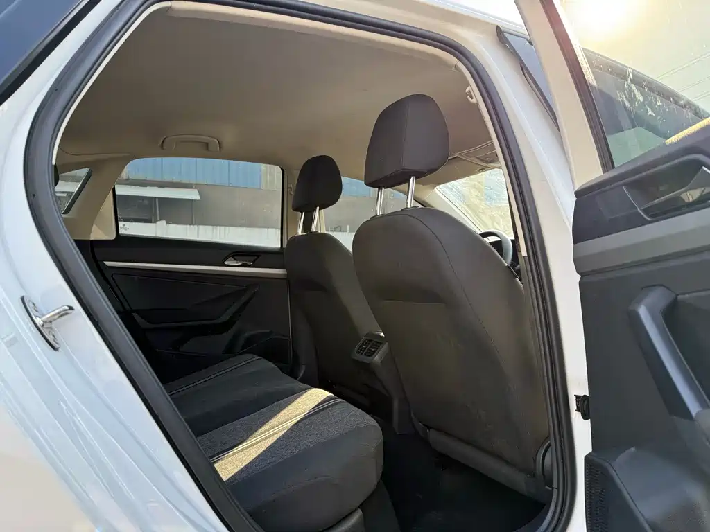 Volkswagen Volkswagen Lavida 2022 1.5L Automatic Fashion Edition 2022 - thumbnail 22
