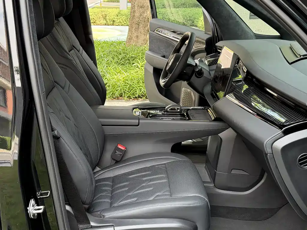 Zeekr Zeekr 009 2024 Six-Seater Executive Edition AWD 108kWh 2025 - thumbnail 20