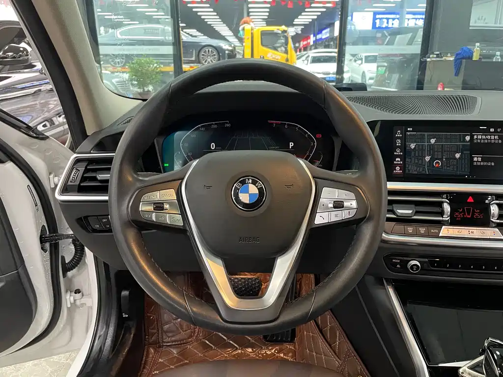 BMW BMW 3 Series 2022 Facelift 320i M Sport Package 2022 - thumbnail 9
