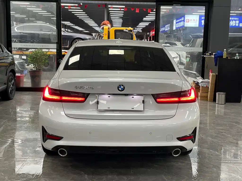 BMW BMW 3 Series 2022 Facelift 320i M Sport Package 2022 - thumbnail 15
