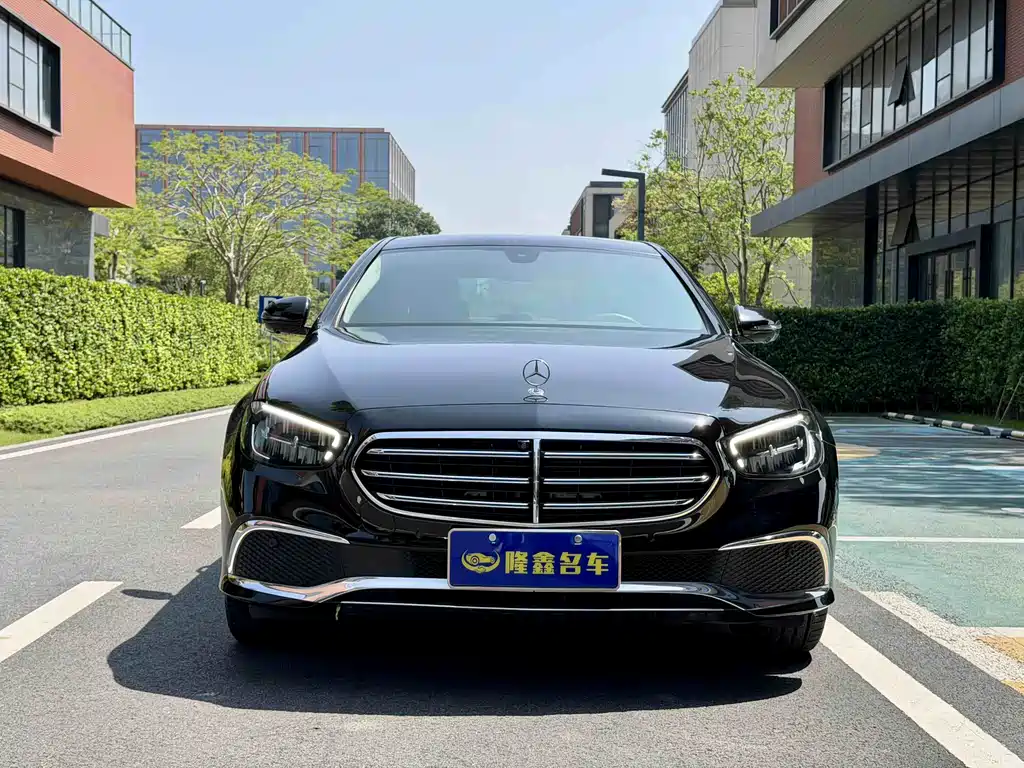 Mercedes-Benz Mercedes-Benz E-Class 2022 E 300 L Sport Fashion 2022 - thumbnail 2