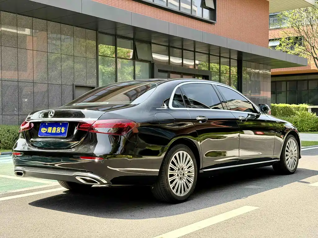 Mercedes-Benz Mercedes-Benz E-Class 2022 E 300 L Sport Fashion 2022 - thumbnail 3