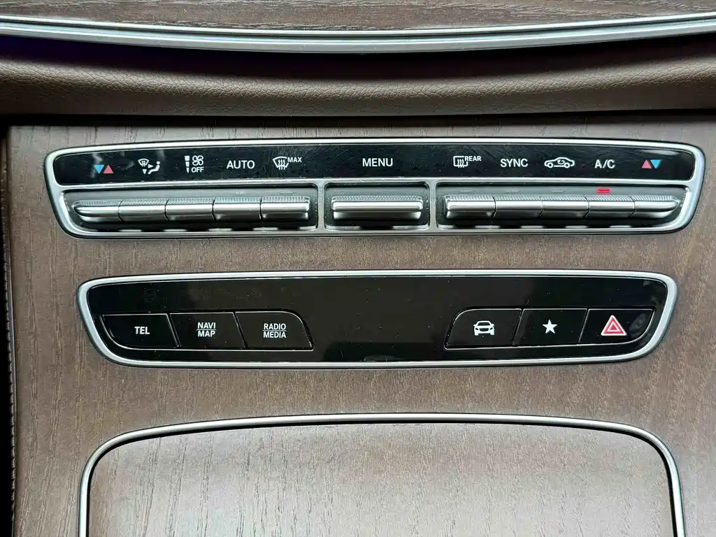 Mercedes-Benz Mercedes-Benz E-Class 2022 E 300 L Sport Fashion 2022 - thumbnail 15