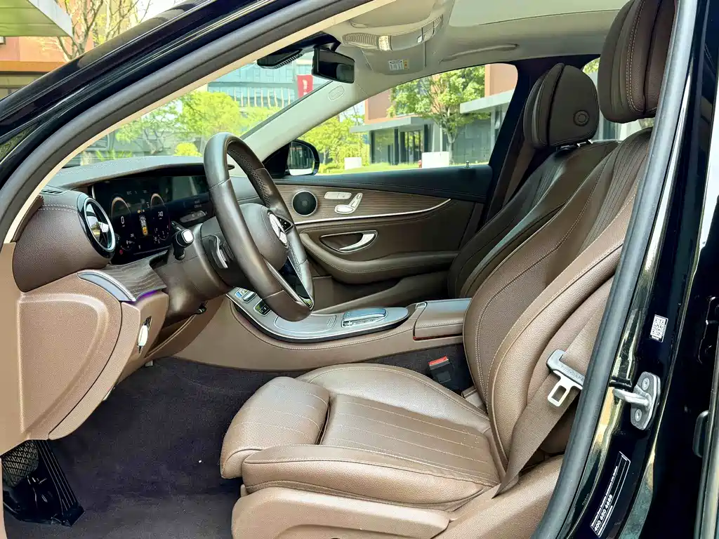 Mercedes-Benz Mercedes-Benz E-Class 2022 E 300 L Sport Fashion 2022 - thumbnail 20