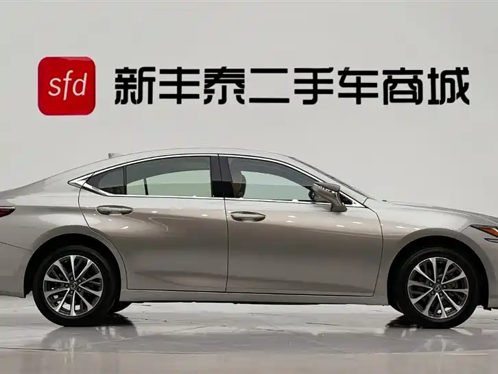 Lexus Lexus ES 2023 200 Excellence Edition 2024 - thumbnail 3
